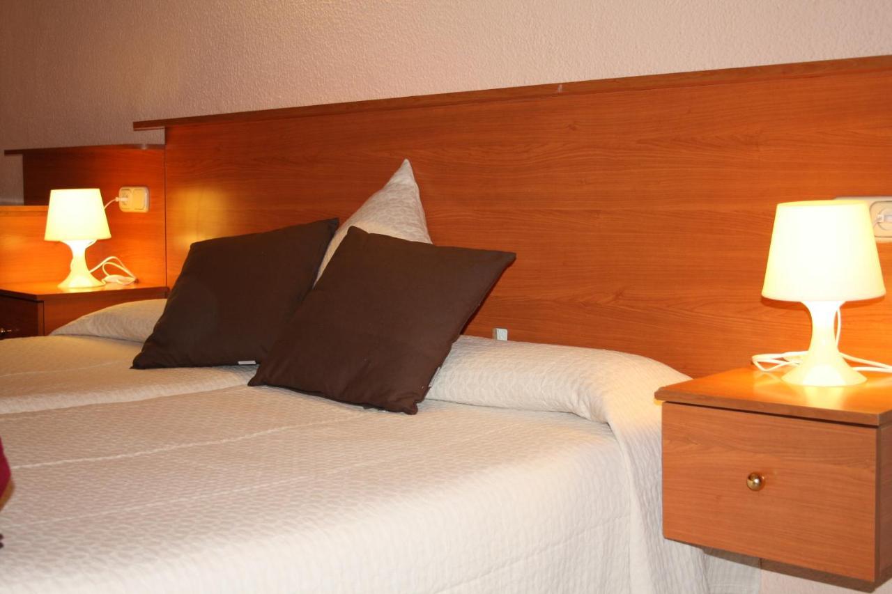 Pension Colmenero Barcelona Ruang foto