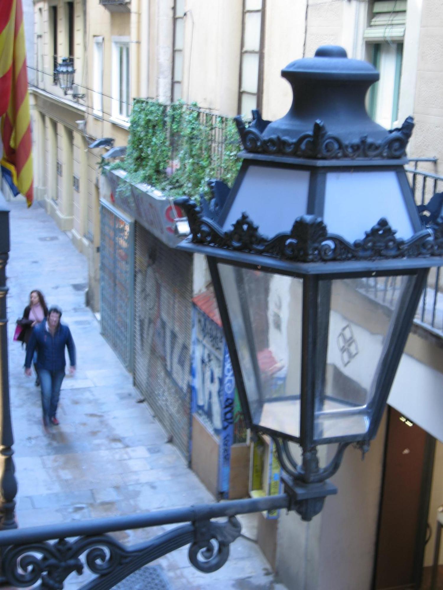 Pension Colmenero Barcelona Bagian luar foto