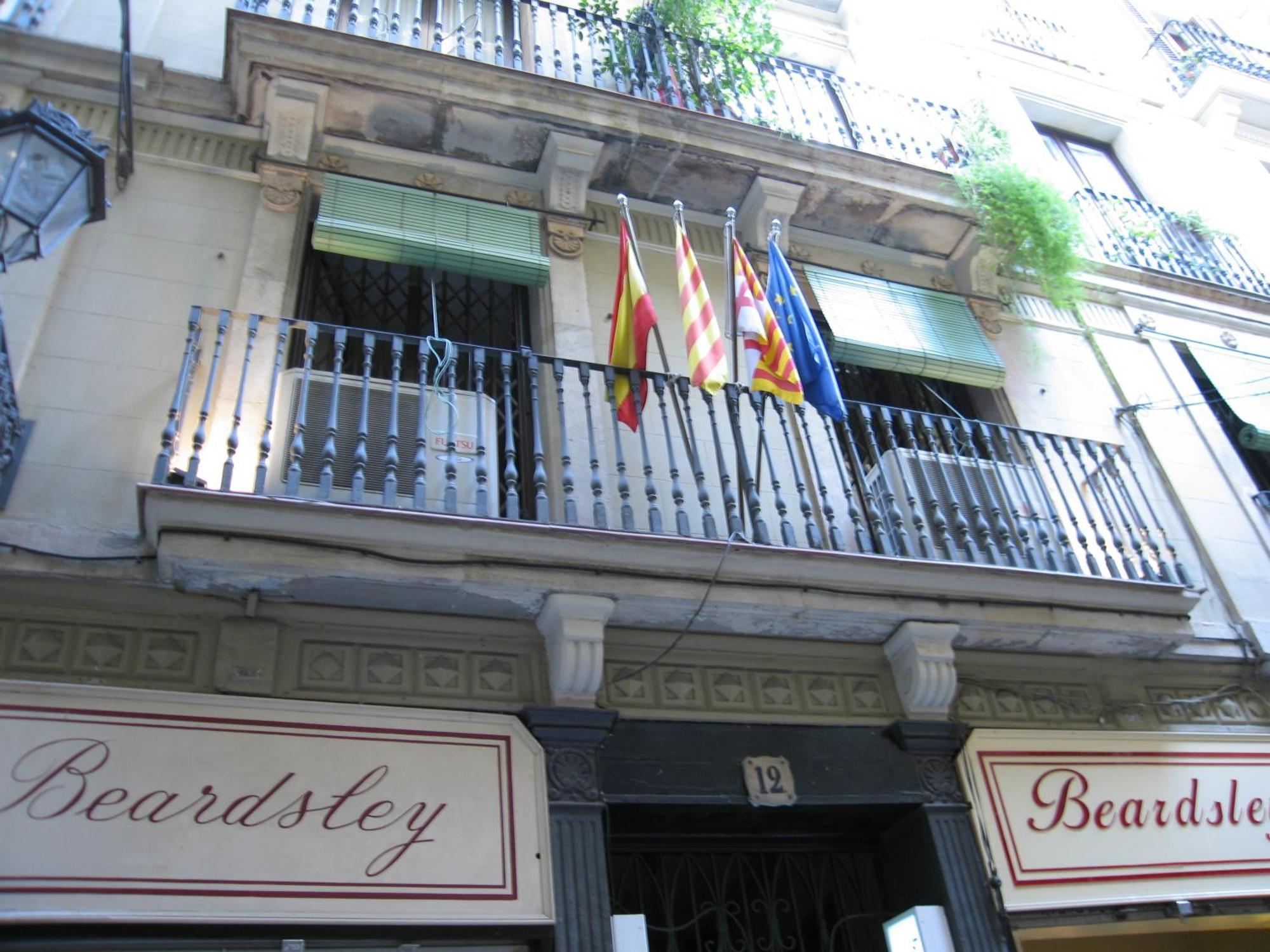Pension Colmenero Barcelona Bagian luar foto